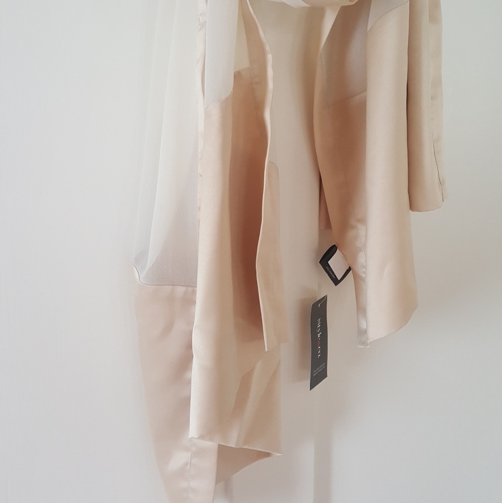 Scarf - Picture 2 of 6